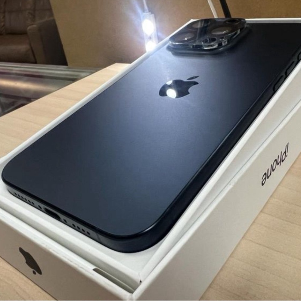 COPY - Cellphone 15 pro max